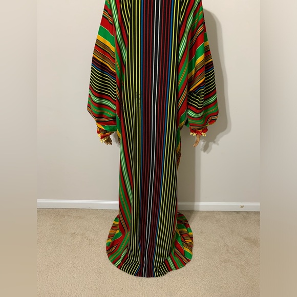 Colorful Striped Dress / Arab / African Style Traditional Abaya - Picture 11 of 17